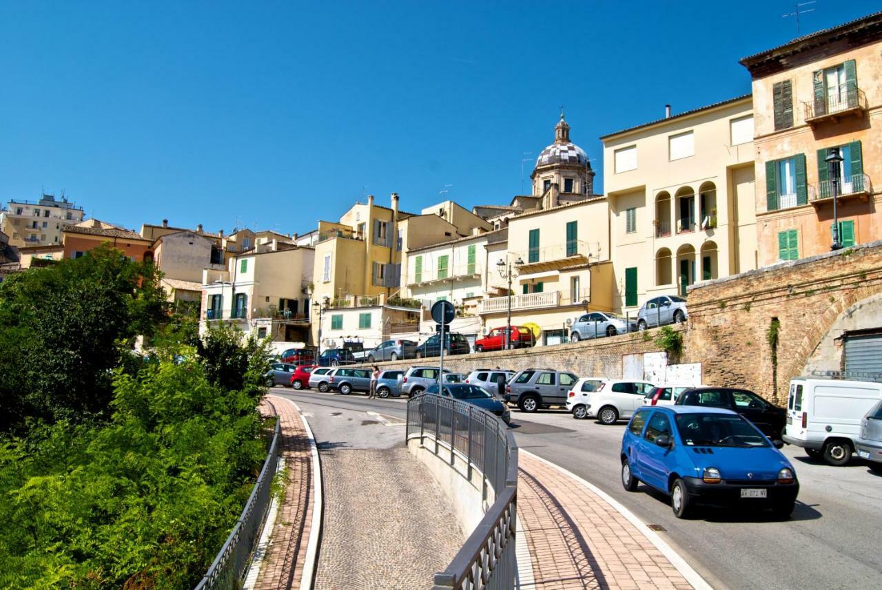 Dai Nonni, B&B A Chieti Kültér fotó